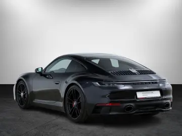 911 Carrera 4 GTS