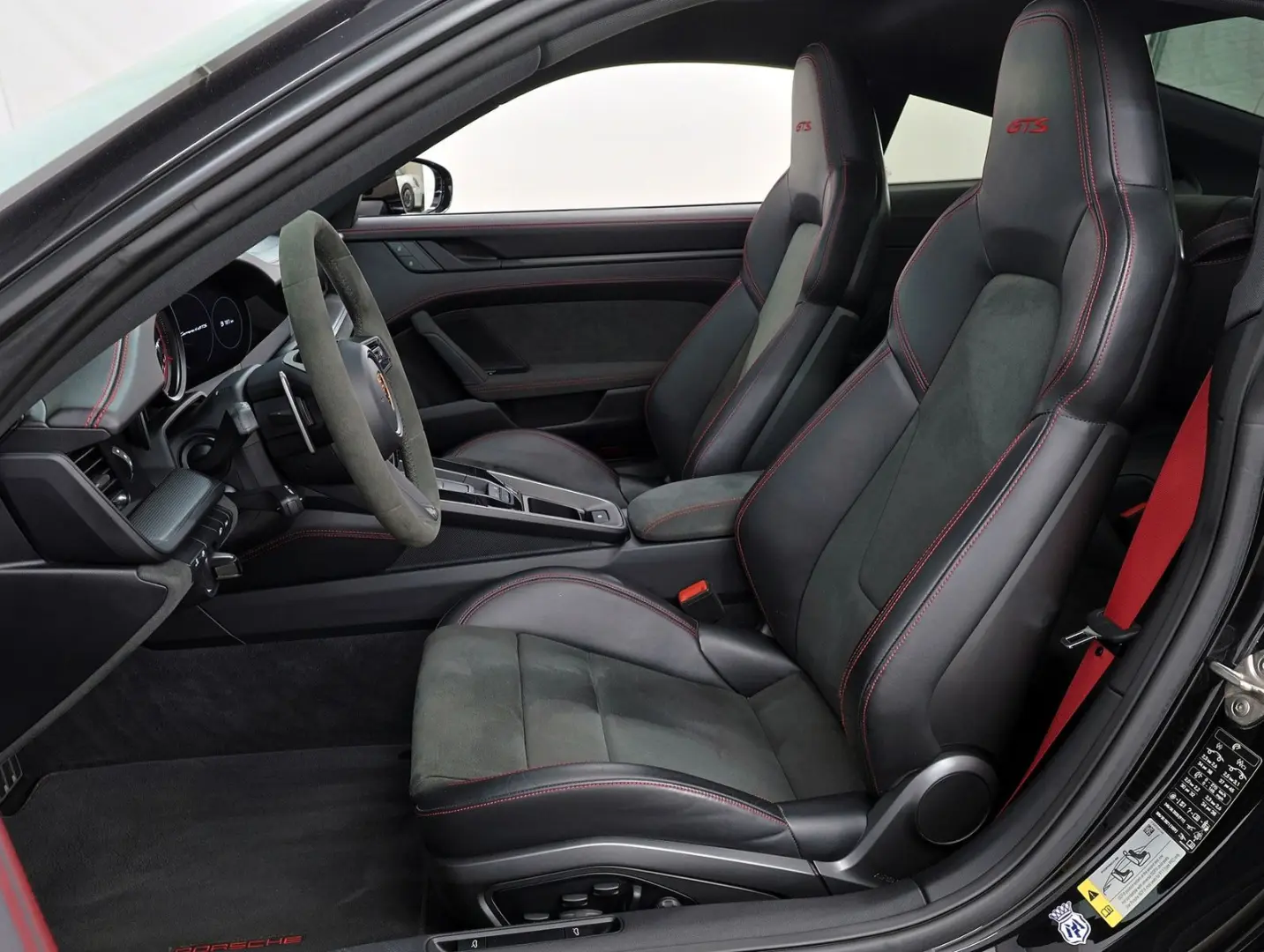 911 Carrera 4 GTS