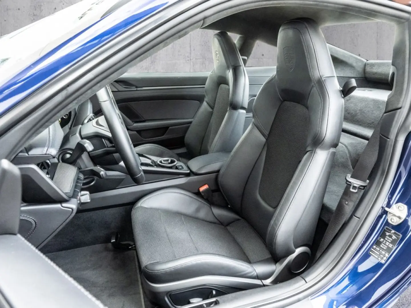992 GT3 Touring Enzianblaumetallic, Chrono Paket