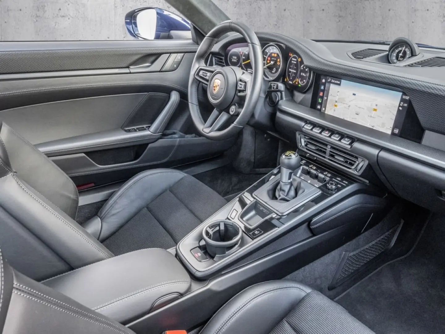 992 GT3 Touring Enzianblaumetallic, Chrono Paket