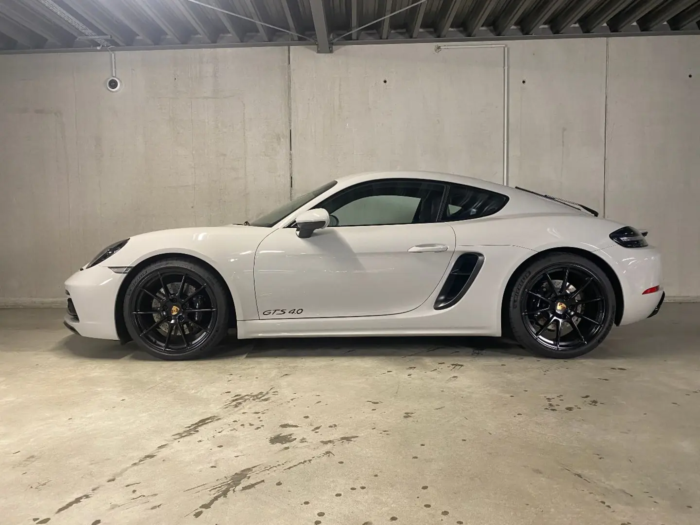 Cayman (718) GTS 4.0 | SportDesign Paket schwarz