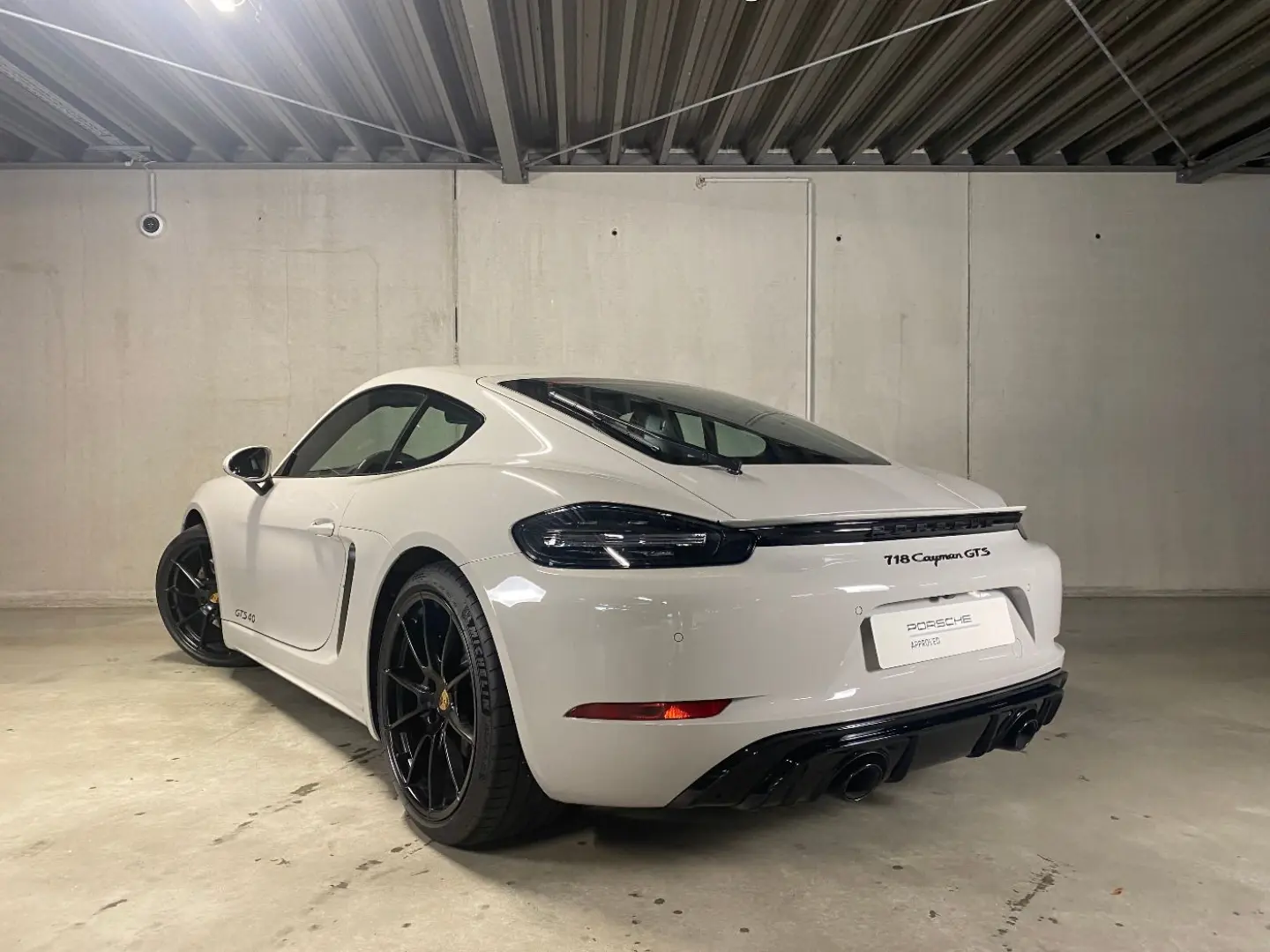 Cayman (718) GTS 4.0 | SportDesign Paket schwarz