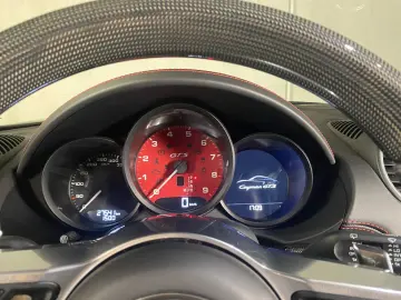 Cayman (718) GTS 4.0 | SportDesign Paket schwarz