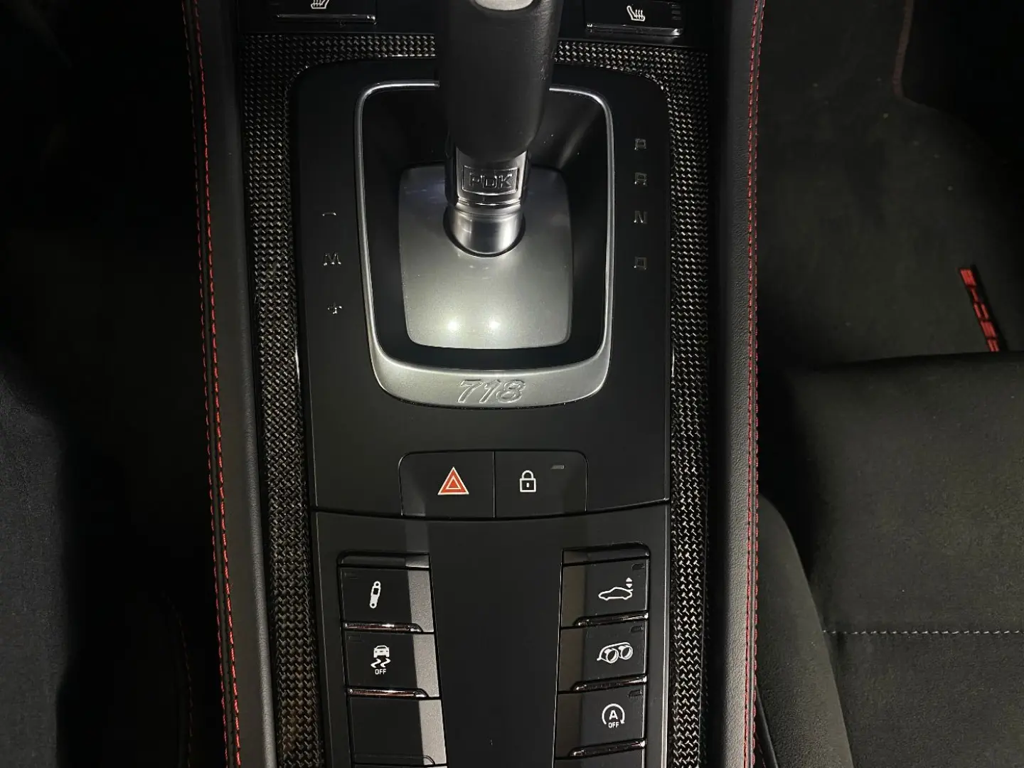 Cayman (718) GTS 4.0 | SportDesign Paket schwarz