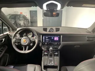 Macan GTS Sportabgasanlage Lenkradheizung LED