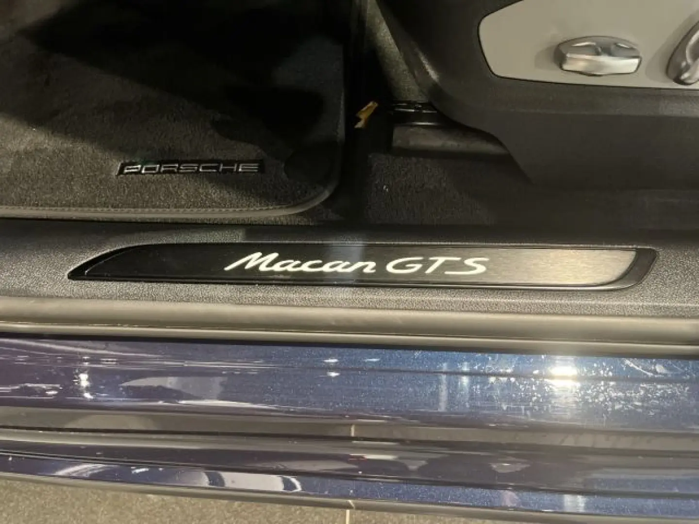 Macan GTS Sportabgasanlage Lenkradheizung LED