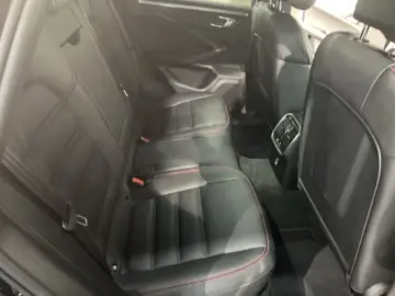 Macan GTS Sportabgasanlage Lenkradheizung LED