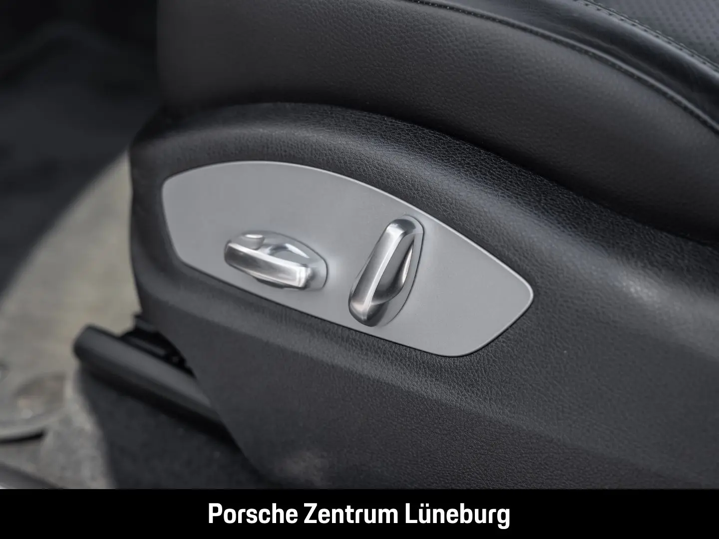 Macan S Sitzheizung Bordcomputer Apple CarPlay