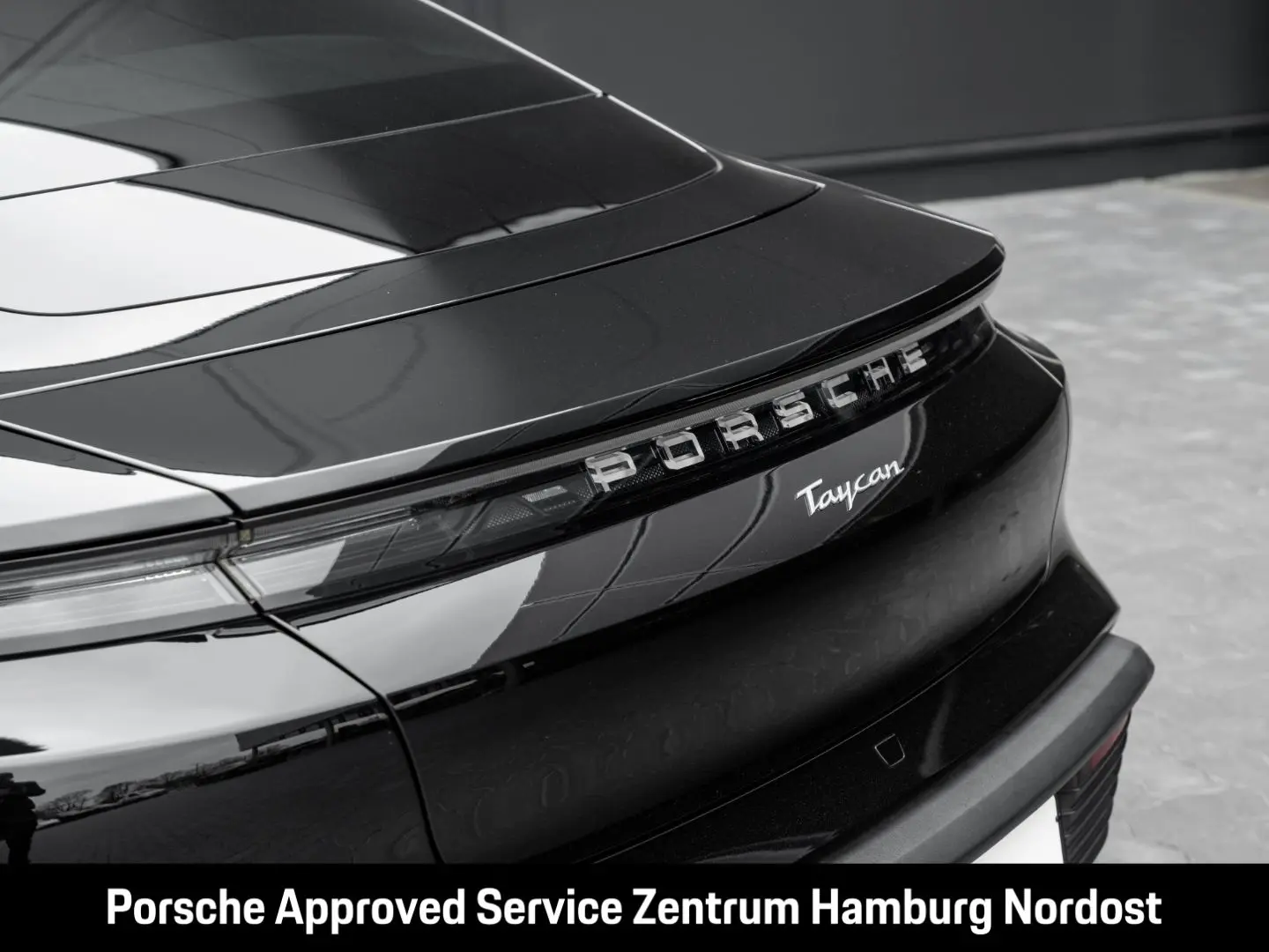 Taycan Panorama PASM ParkAssistent Pano 20 Zoll