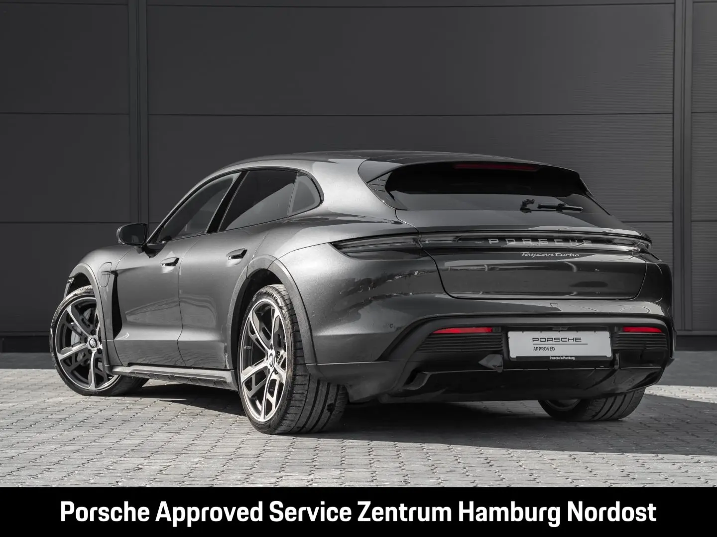 Taycan Turbo Cross Turismo PDCC Burmester