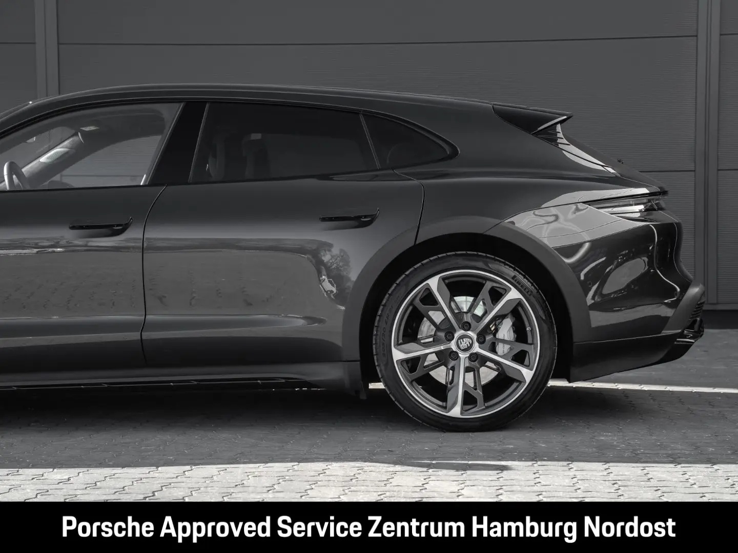 Taycan Turbo Cross Turismo PDCC Burmester