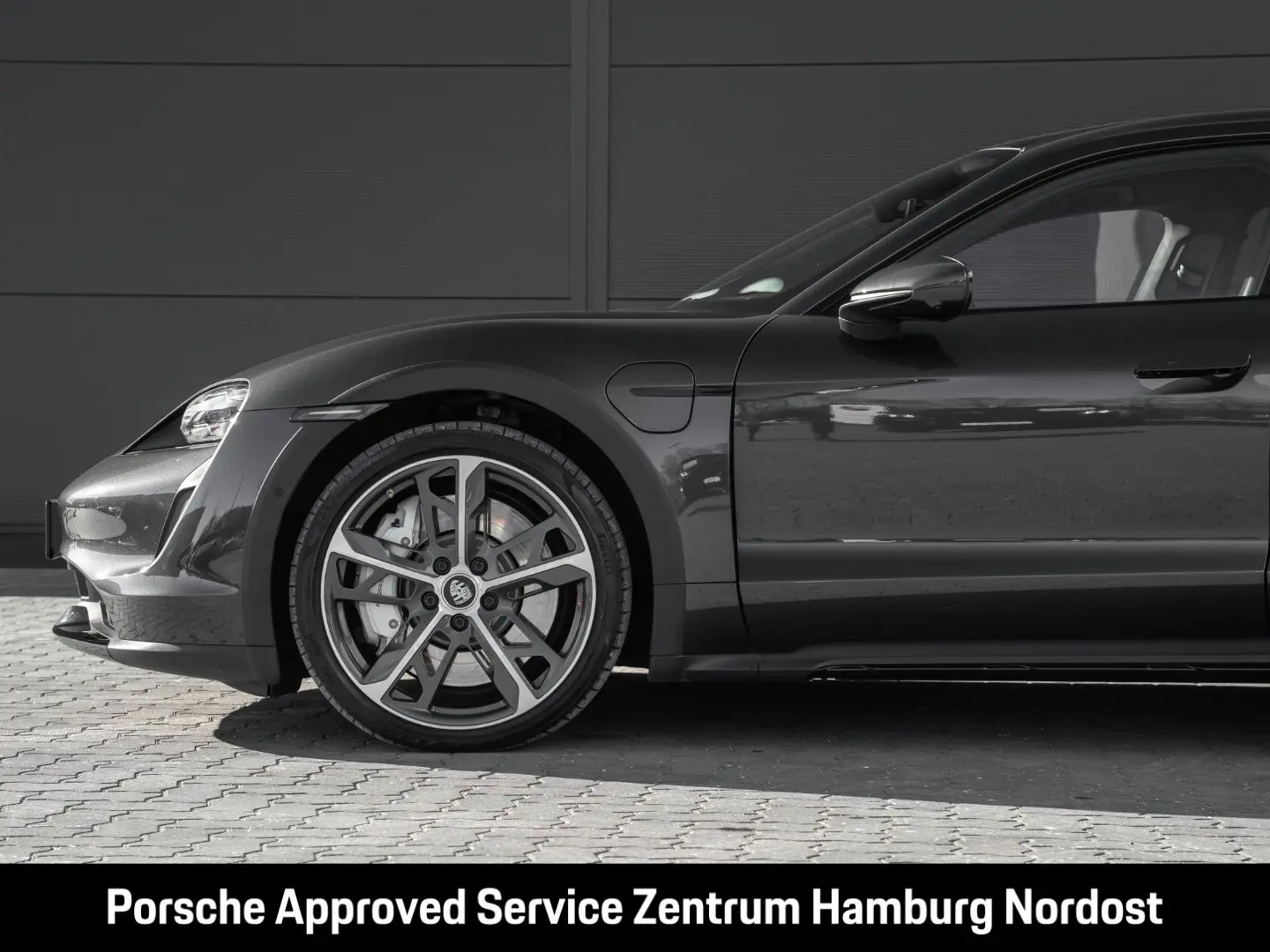 Taycan Turbo Cross Turismo PDCC Burmester