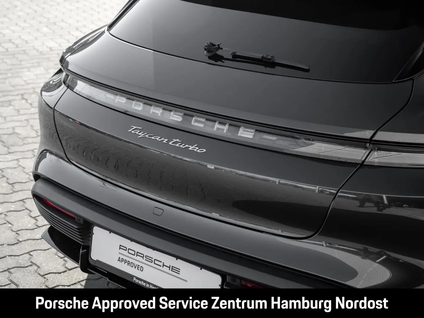 Taycan Turbo Cross Turismo PDCC Burmester
