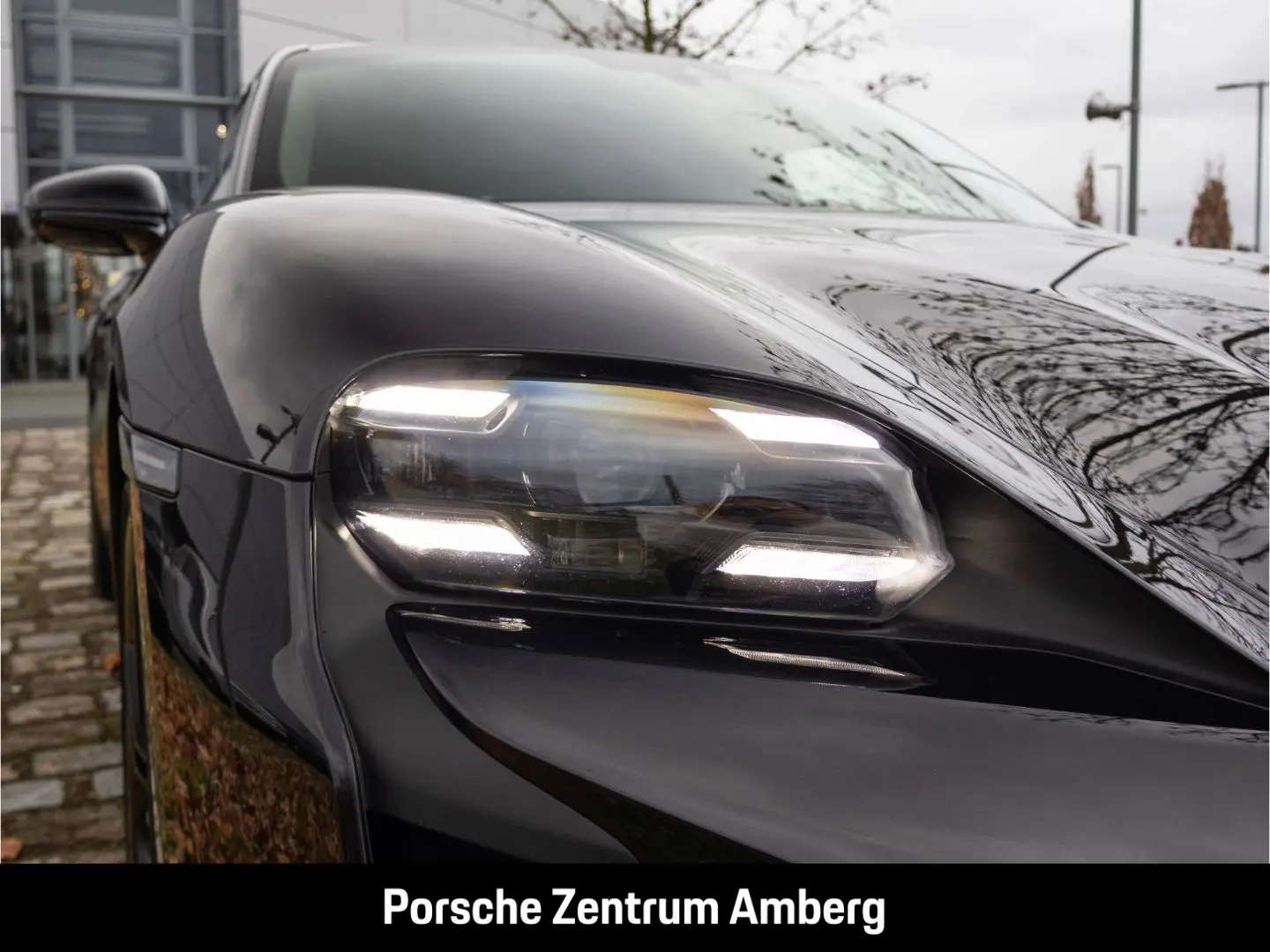 Taycan GTS InnoDrive Head-Up BOSE LED-Mat