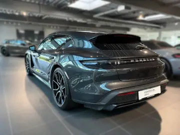 Taycan Turbo Sport Turismo Bose StHz ACC HuD