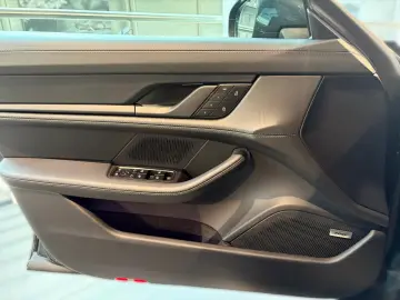 Taycan Turbo Sport Turismo Bose StHz ACC HuD
