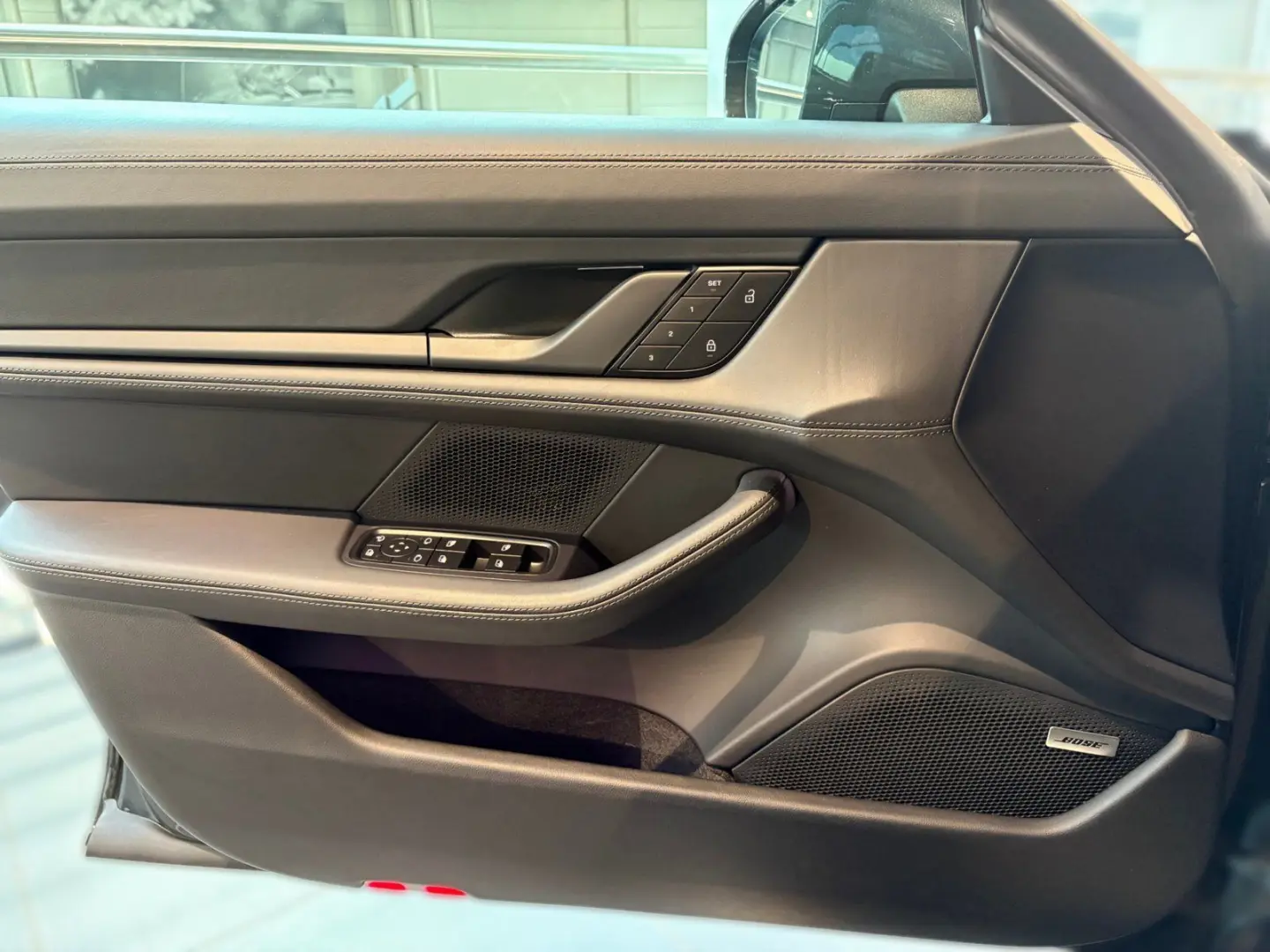 Taycan Turbo Sport Turismo Bose StHz ACC HuD