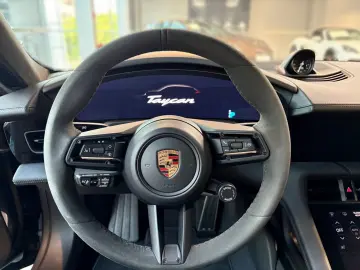 Taycan Turbo Sport Turismo Bose StHz ACC HuD