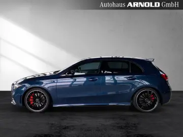 Mercedes-AMG A 35 4M Pano Distr Kamera Burmester