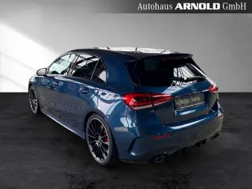 Mercedes-AMG A 35 4M Pano Distr Kamera Burmester