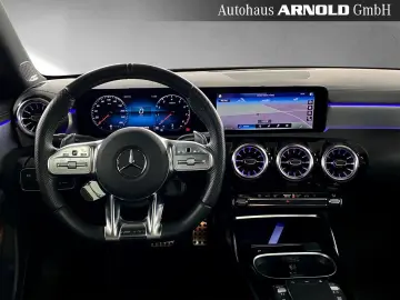Mercedes-AMG A 35 4M Pano Distr Kamera Burmester
