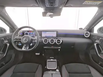 A 45 AMG S 4M+ Pano*HUD*Totwinkel*MEMORY*19