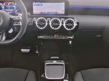 A 45 AMG S 4M+ Pano*HUD*Totwinkel*MEMORY*19