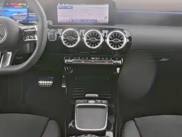 A 250 e Limousine AMG+PANO+NIGHT+360°+MEMORY+HUD