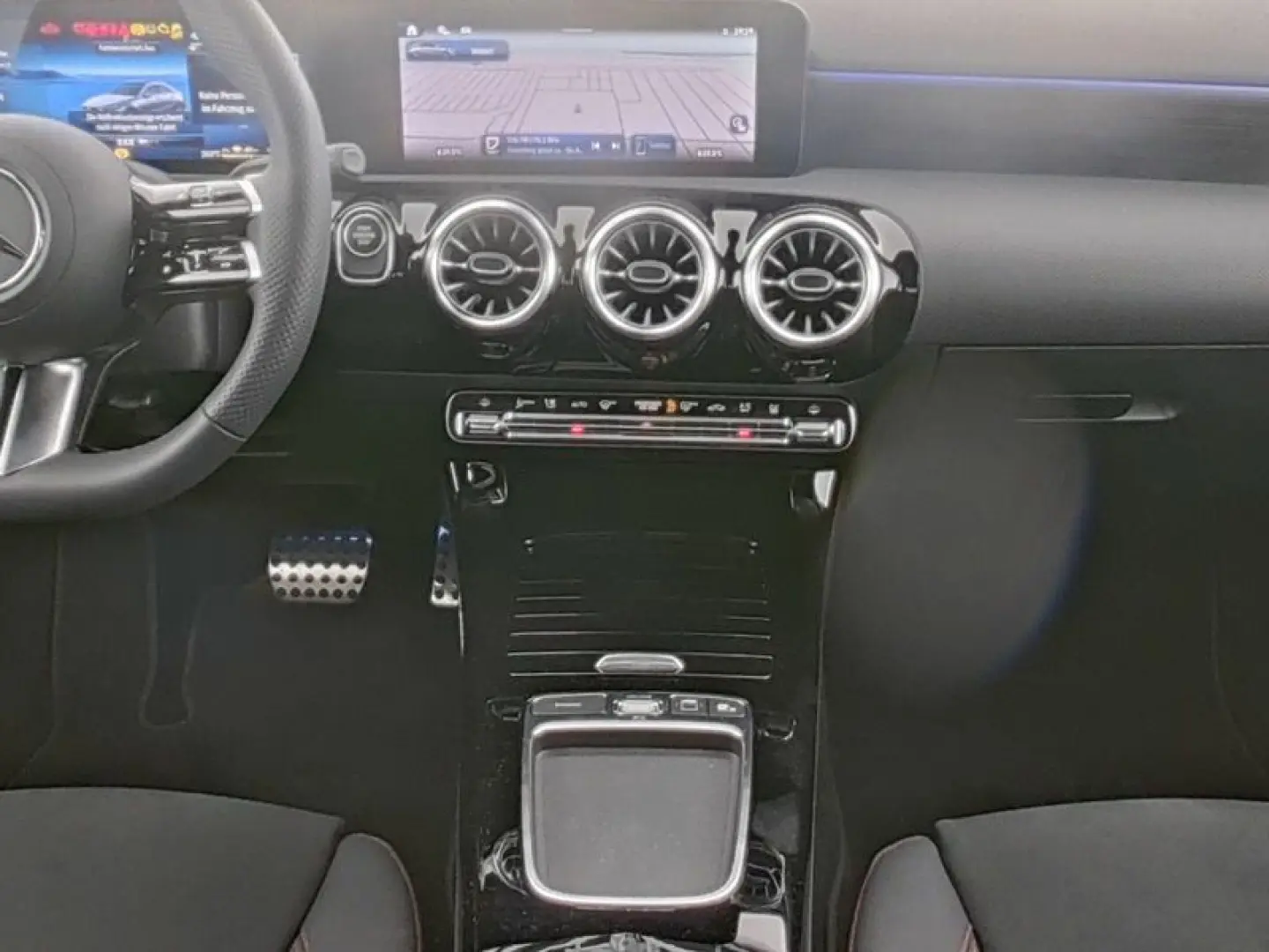 A 250 e Limousine AMG+PANO+NIGHT+360°+MEMORY+HUD