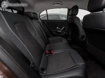A 250 e Kompaktlimousine MBUX+RüKam+LED+AHK+19
