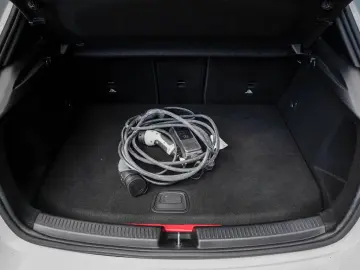 A 250 e AMG-LINE NIGHT MBUX PANO AMBIENTE LED