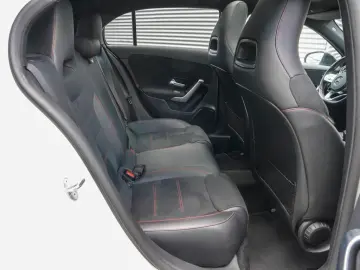 A 250 e AMG-LINE NIGHT MBUX PANO AMBIENTE LED