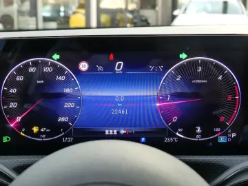 A 220d AMG Limousine +360°Kamera+StandHzg+MBUX++