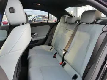 A 220d AMG Limousine +360°Kamera+StandHzg+MBUX++