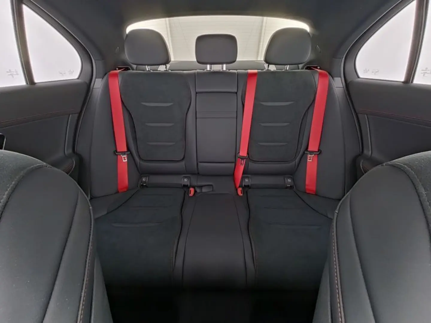 C 43 AMG 4M Pano*HUD*MEMORY*AHK*Burmester*Keyles