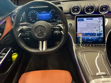 C 300 e +AMG+MBUX+PANO+Night+KAMERA+Ambiente+AHK