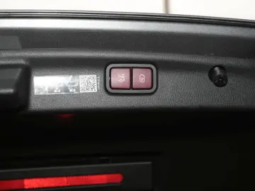 C 43 AMG 4M MBUX Navi Panorama 360° Distronic