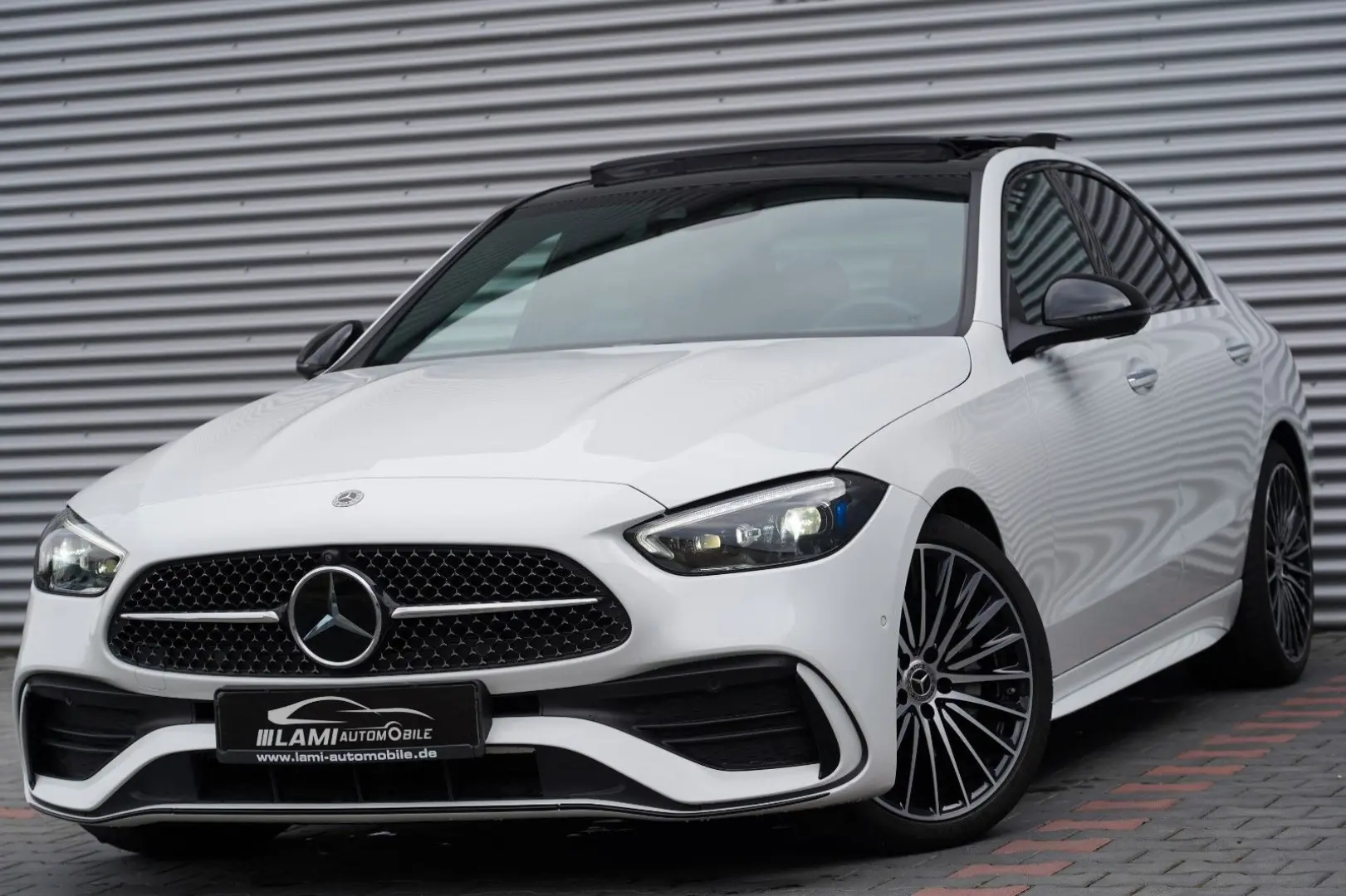 C300d 2x AMG PREMIUM+ PANO AHK 360 HUD MEMO VOLL