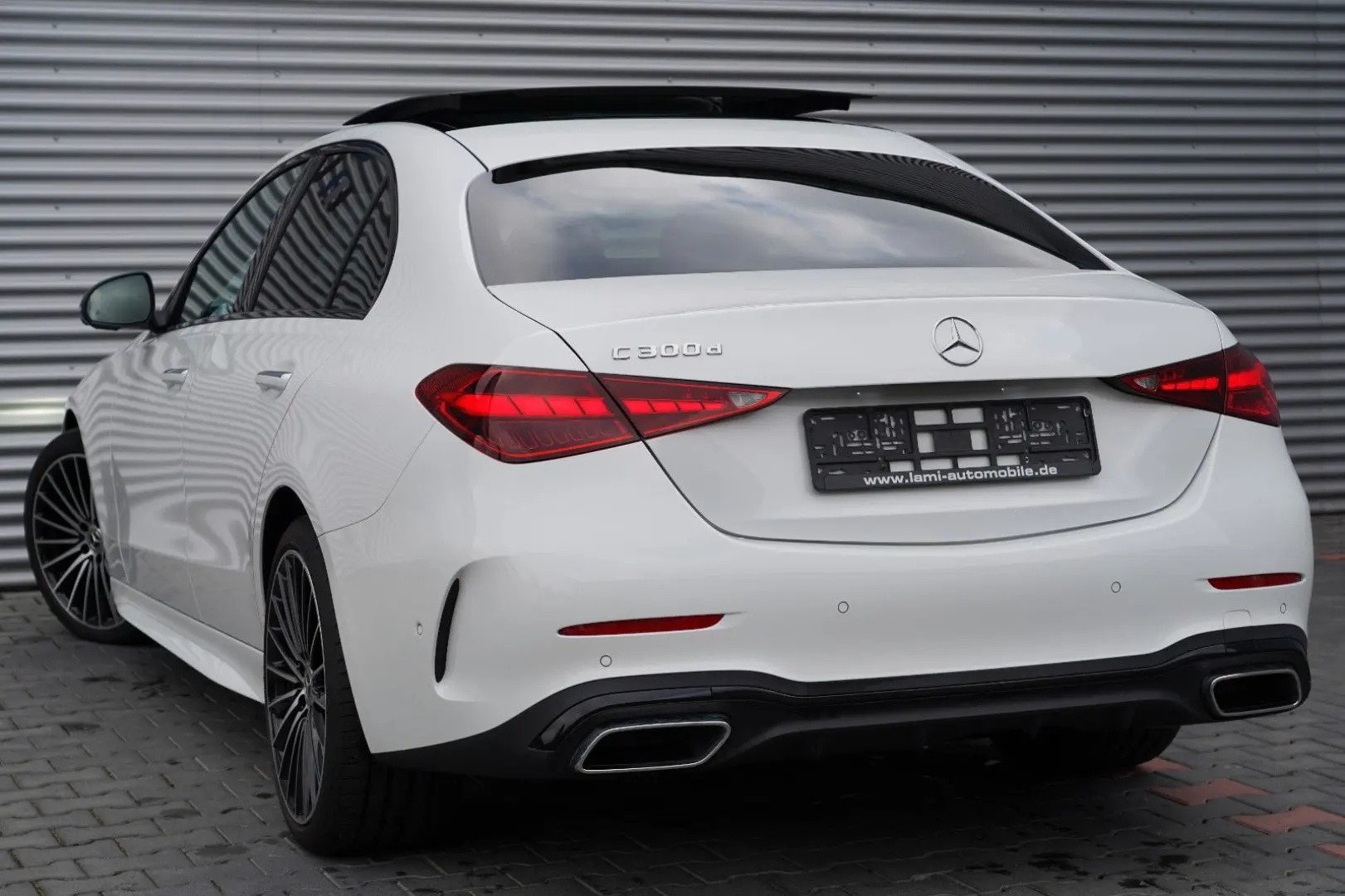 C300d 2x AMG PREMIUM+ PANO AHK 360 HUD MEMO VOLL