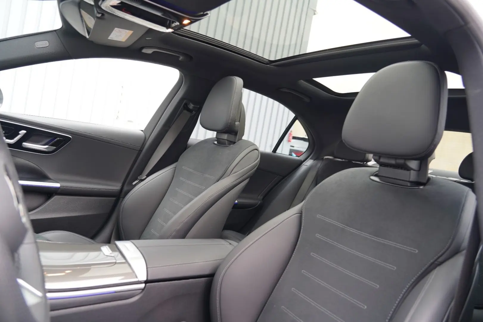 C300d 2x AMG PREMIUM+ PANO AHK 360 HUD MEMO VOLL