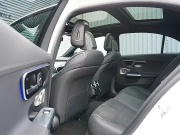 C300d 2x AMG PREMIUM+ PANO AHK 360 HUD MEMO VOLL