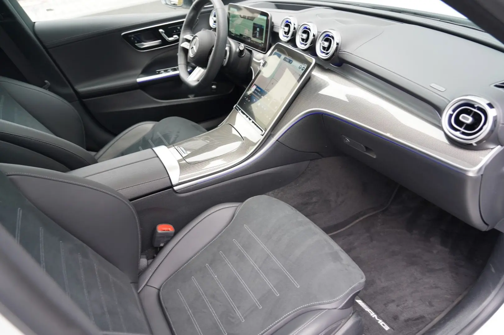 C300d 2x AMG PREMIUM+ PANO AHK 360 HUD MEMO VOLL