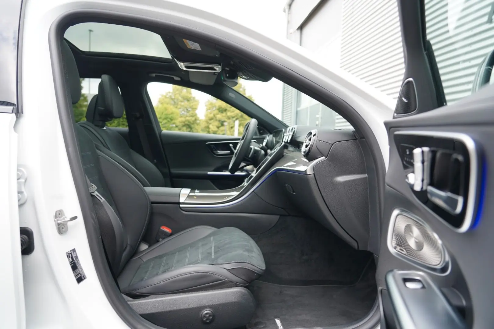 C300d 2x AMG PREMIUM+ PANO AHK 360 HUD MEMO VOLL