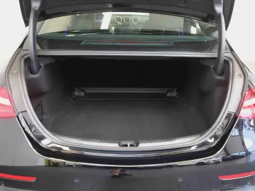 C 220 d AMG SHZ*LED*Spurhalte*AHK*Keyless*Kamera