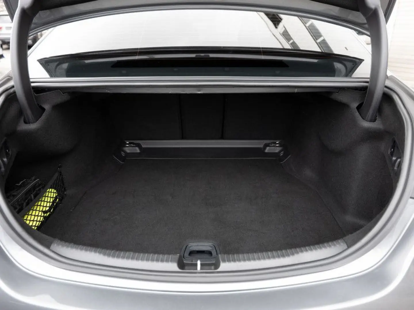 C 220 d AMG-Sport/LED/Cam/SHD/AHK/Totw/Ambiente