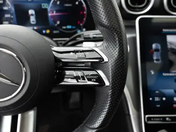 C 220 d AMG-Sport/LED/Cam/SHD/AHK/Totw/Ambiente