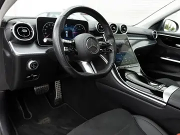 C 220 d AMG-Sport/LED/Cam/SHD/AHK/Totw/Ambiente