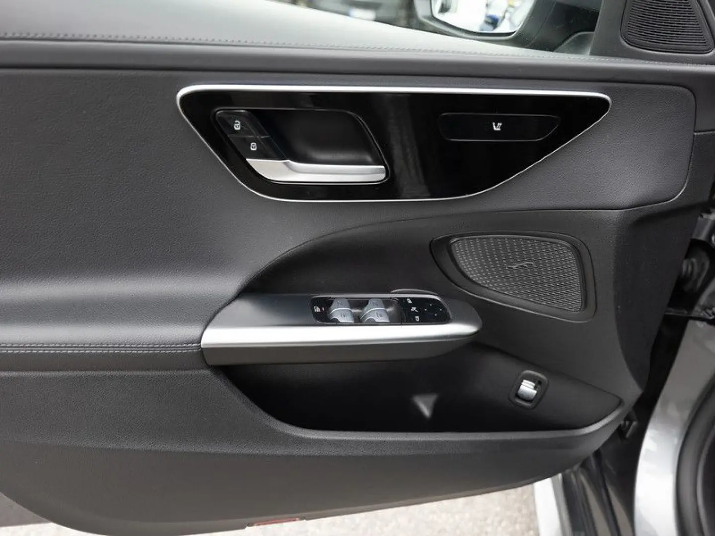 C 220 d AMG-Sport/LED/Cam/SHD/AHK/Totw/Ambiente
