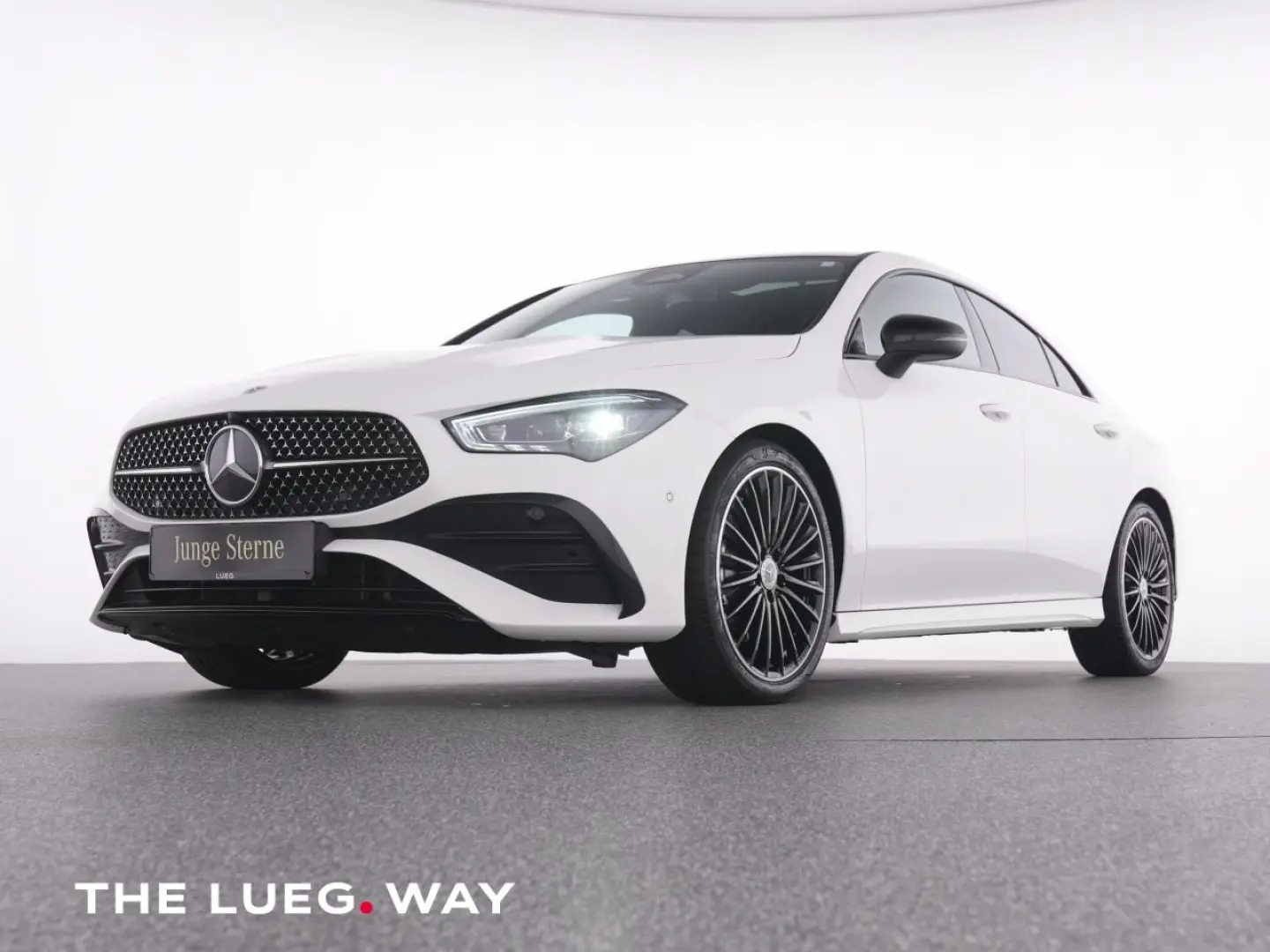 CLA 200 AMG+NavPr+Pano+Burm+MBeam+KeyG+Distr+RFK