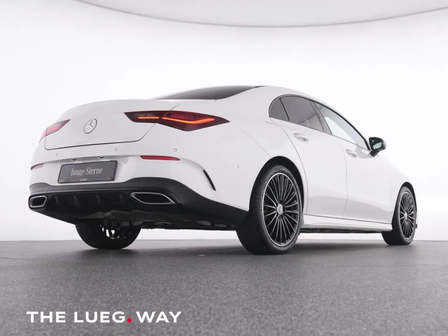 CLA 200 AMG+NavPr+Pano+Burm+MBeam+KeyG+Distr+RFK